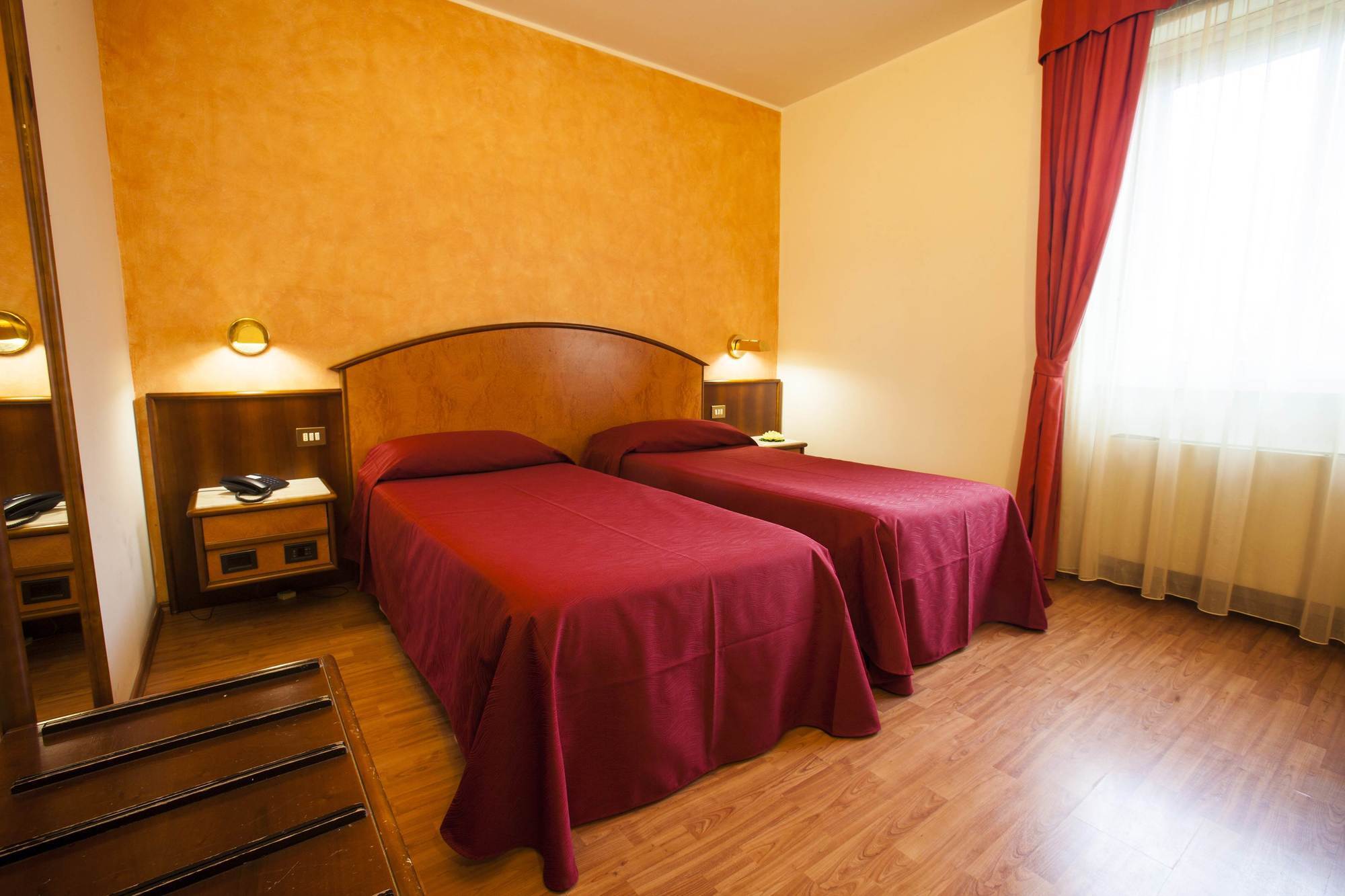 Concorde Fiera 4*